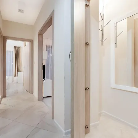 Apartman ат - Pool View