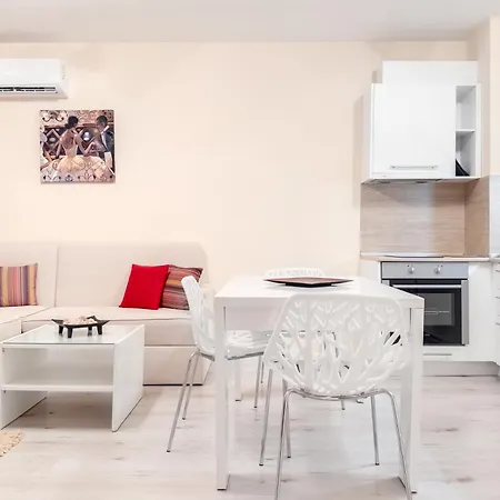 아파트 ат - Pool View *